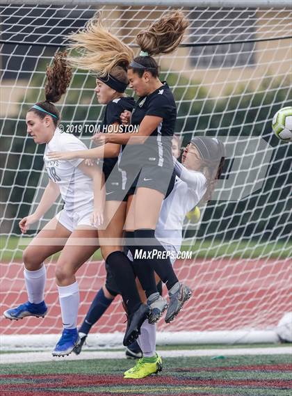 Thumbnail 3 in South Hills vs. St. Lucy's photogallery.