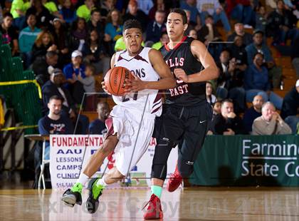 Thumbnail 3 in Half Hollow Hills East vs. Deer Park (Section 11 AA Semifinal) photogallery.