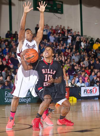 Thumbnail 1 in Half Hollow Hills East vs. Deer Park (Section 11 AA Semifinal) photogallery.