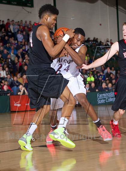 Thumbnail 3 in Half Hollow Hills East vs. Deer Park (Section 11 AA Semifinal) photogallery.
