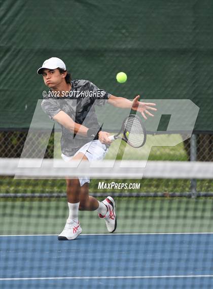 Thumbnail 2 in TSSAA District 8 AA Individual Tournament Finals and Semifinals photogallery.