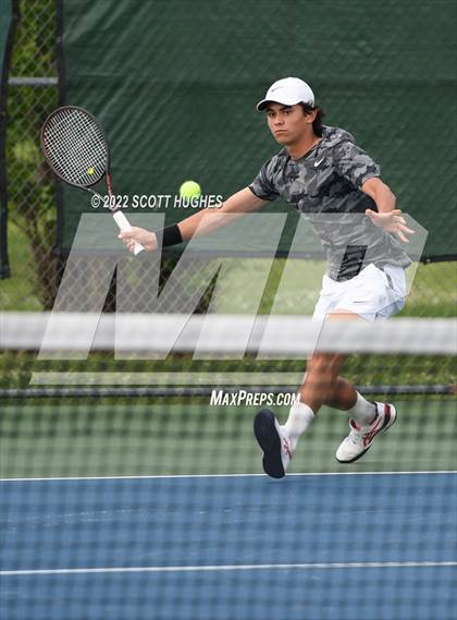 Thumbnail 1 in TSSAA District 8 AA Individual Tournament Finals and Semifinals photogallery.