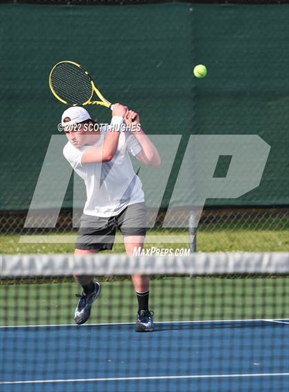 Thumbnail 2 in TSSAA District 8 AA Individual Tournament Finals and Semifinals photogallery.