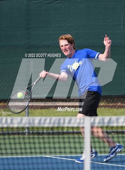 Thumbnail 1 in TSSAA District 8 AA Individual Tournament Finals and Semifinals photogallery.
