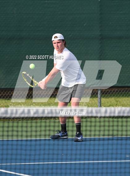 Thumbnail 3 in TSSAA District 8 AA Individual Tournament Finals and Semifinals photogallery.