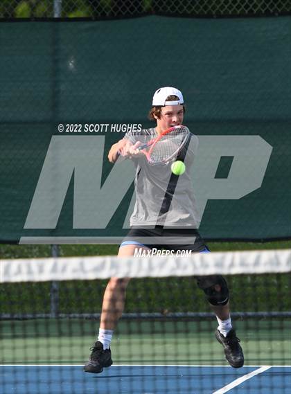 Thumbnail 3 in TSSAA District 8 AA Individual Tournament Finals and Semifinals photogallery.