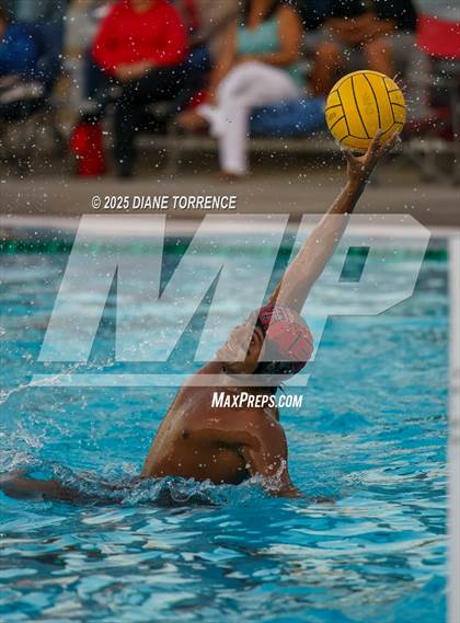 Thumbnail 1 in Garden Grove vs. Tustin photogallery.