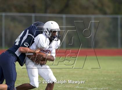 Thumbnail 2 in JV: Veterans Memorial @ Boerne-Champion photogallery.