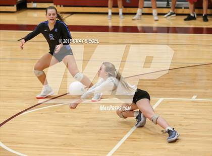 Thumbnail 1 in Deer Creek @ Edmond Memorial photogallery.