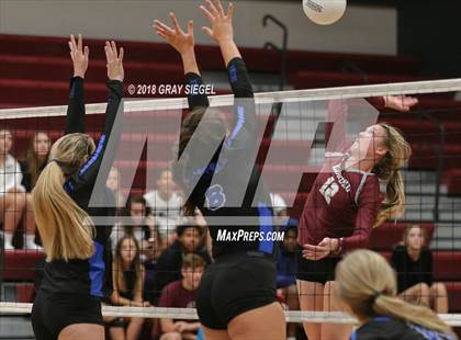 Thumbnail 3 in Deer Creek @ Edmond Memorial photogallery.