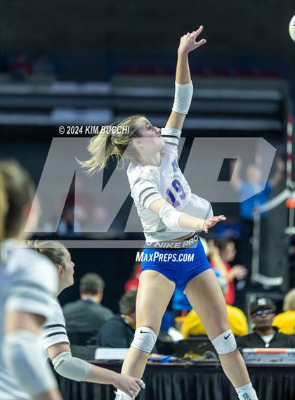 Thumbnail 2 in Morgantown vs. Cabell Midland (WVSSAC Class AAAA Semifinal) photogallery.