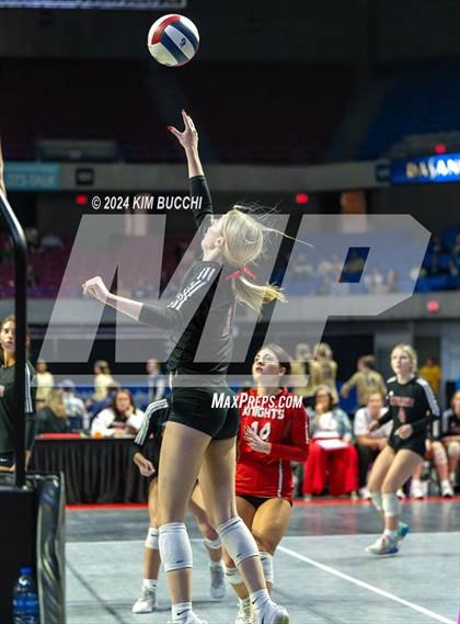 Thumbnail 1 in Morgantown vs. Cabell Midland (WVSSAC Class AAAA Semifinal) photogallery.