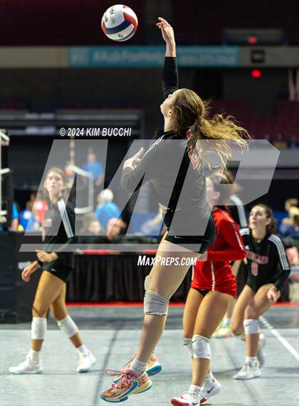 Thumbnail 2 in Morgantown vs. Cabell Midland (WVSSAC Class AAAA Semifinal) photogallery.