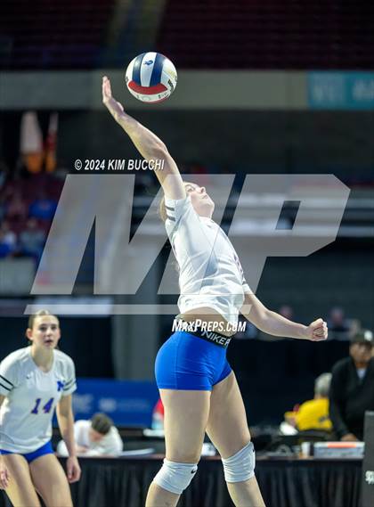 Thumbnail 2 in Morgantown vs. Cabell Midland (WVSSAC Class AAAA Semifinal) photogallery.