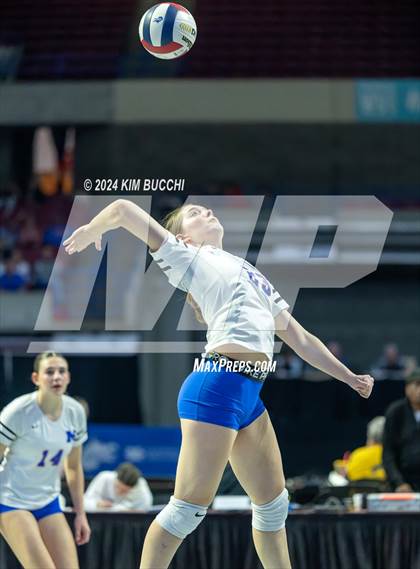 Thumbnail 1 in Morgantown vs. Cabell Midland (WVSSAC Class AAAA Semifinal) photogallery.