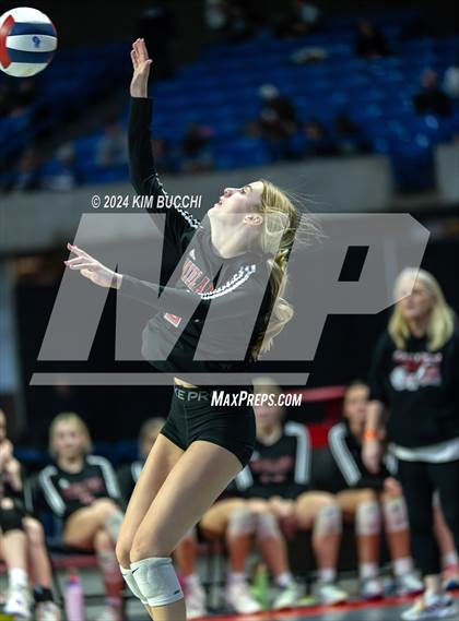 Thumbnail 2 in Morgantown vs. Cabell Midland (WVSSAC Class AAAA Semifinal) photogallery.