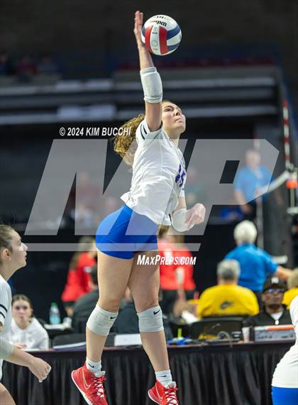 Thumbnail 1 in Morgantown vs. Cabell Midland (WVSSAC Class AAAA Semifinal) photogallery.