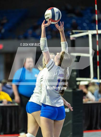 Thumbnail 2 in Morgantown vs. Cabell Midland (WVSSAC Class AAAA Semifinal) photogallery.