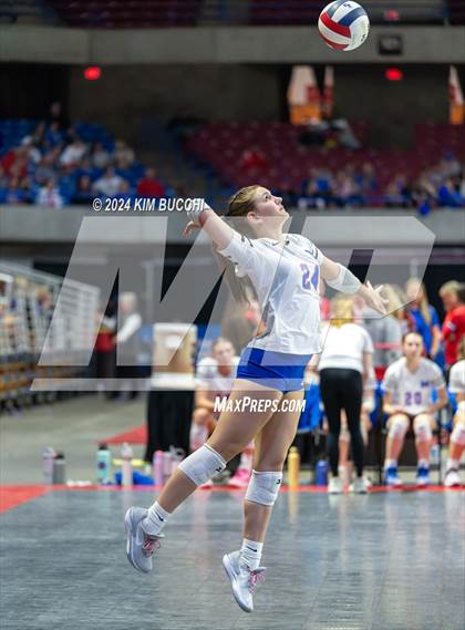 Thumbnail 1 in Morgantown vs. Cabell Midland (WVSSAC Class AAAA Semifinal) photogallery.