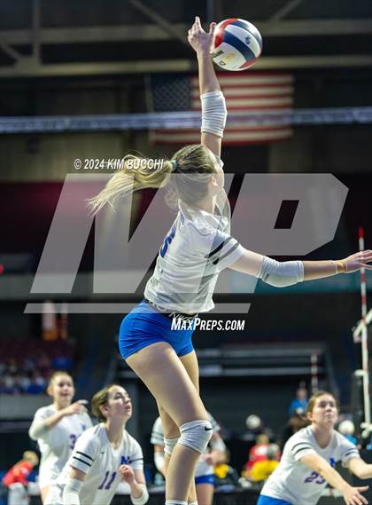 Thumbnail 1 in Morgantown vs. Cabell Midland (WVSSAC Class AAAA Semifinal) photogallery.