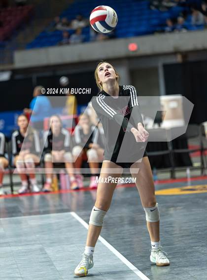 Thumbnail 1 in Morgantown vs. Cabell Midland (WVSSAC Class AAAA Semifinal) photogallery.
