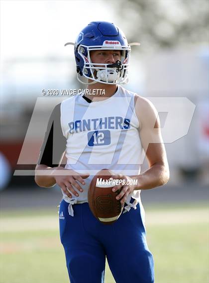 Thumbnail 1 in Jonesboro vs Nueces Canyon (UIL 1A 6-Man D1 Playoff) photogallery.