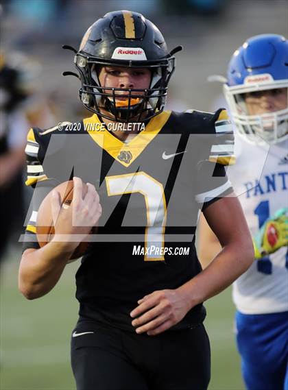 Thumbnail 1 in Jonesboro vs Nueces Canyon (UIL 1A 6-Man D1 Playoff) photogallery.