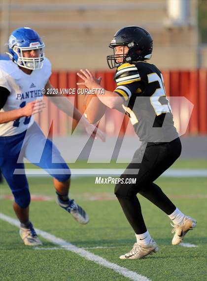 Thumbnail 1 in Jonesboro vs Nueces Canyon (UIL 1A 6-Man D1 Playoff) photogallery.