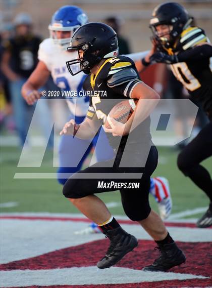 Thumbnail 2 in Jonesboro vs Nueces Canyon (UIL 1A 6-Man D1 Playoff) photogallery.