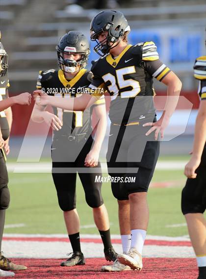 Thumbnail 1 in Jonesboro vs Nueces Canyon (UIL 1A 6-Man D1 Playoff) photogallery.