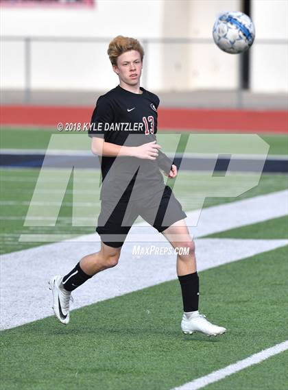 Thumbnail 1 in Gainesville vs Sunnyvale (Highway 5 Showcase) photogallery.