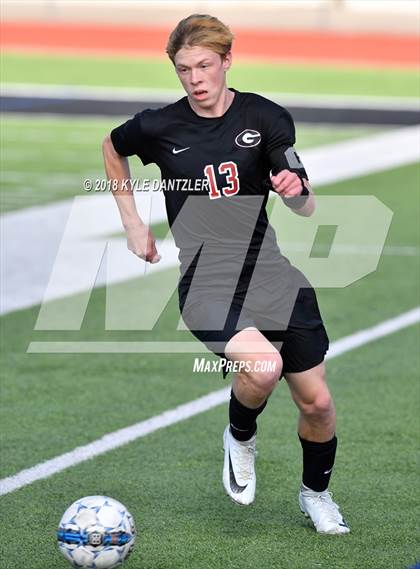 Thumbnail 1 in Gainesville vs Sunnyvale (Highway 5 Showcase) photogallery.