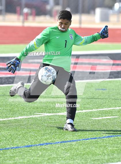 Thumbnail 3 in Gainesville vs Sunnyvale (Highway 5 Showcase) photogallery.