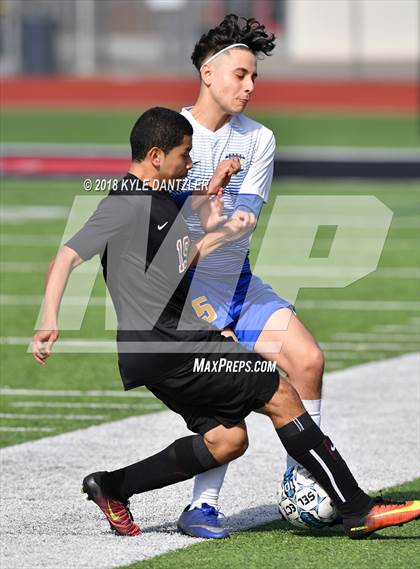 Thumbnail 3 in Gainesville vs Sunnyvale (Highway 5 Showcase) photogallery.