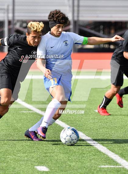 Thumbnail 2 in Gainesville vs Sunnyvale (Highway 5 Showcase) photogallery.