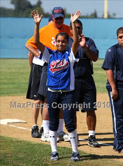 Thumbnail 3 in SFV East-West All-Star Classic photogallery.