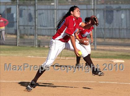 Thumbnail 3 in SFV East-West All-Star Classic photogallery.