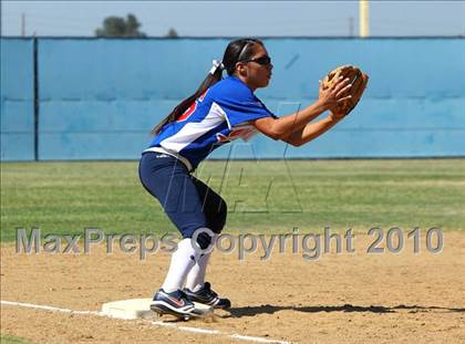 Thumbnail 3 in SFV East-West All-Star Classic photogallery.