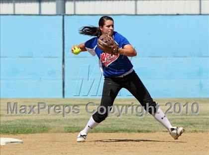 Thumbnail 3 in SFV East-West All-Star Classic photogallery.