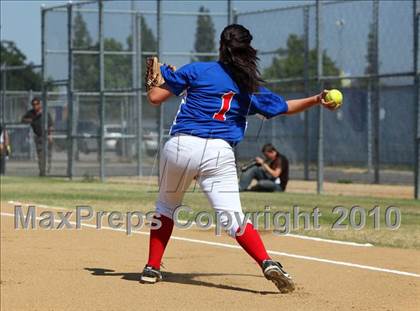 Thumbnail 2 in SFV East-West All-Star Classic photogallery.