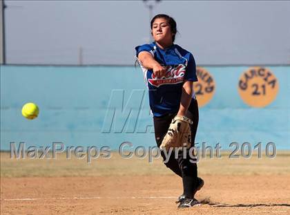 Thumbnail 3 in SFV East-West All-Star Classic photogallery.