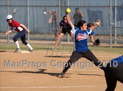 Thumbnail 1 in SFV East-West All-Star Classic photogallery.