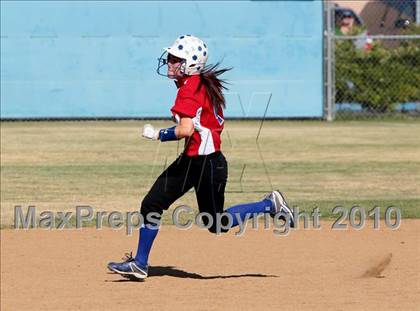 Thumbnail 1 in SFV East-West All-Star Classic photogallery.