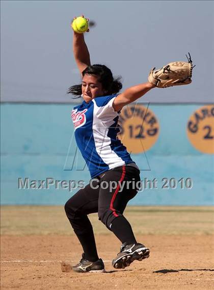 Thumbnail 2 in SFV East-West All-Star Classic photogallery.