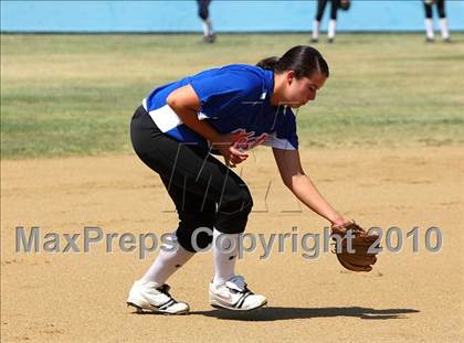 Thumbnail 1 in SFV East-West All-Star Classic photogallery.