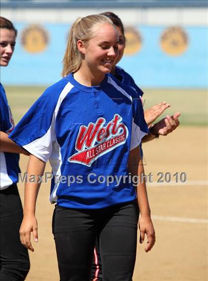 Thumbnail 3 in SFV East-West All-Star Classic photogallery.
