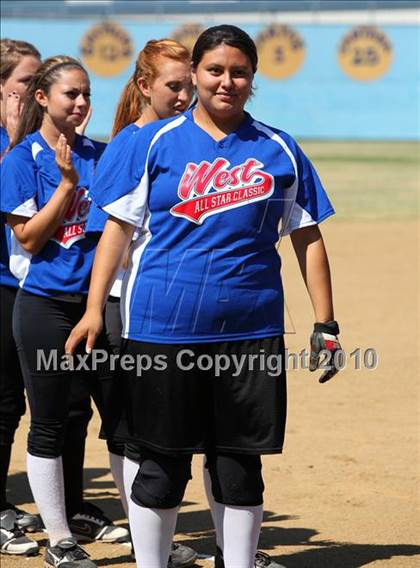 Thumbnail 3 in SFV East-West All-Star Classic photogallery.