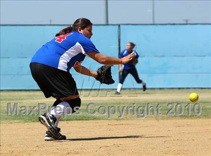 Thumbnail 2 in SFV East-West All-Star Classic photogallery.