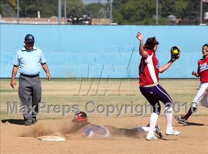 Thumbnail 1 in SFV East-West All-Star Classic photogallery.