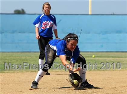 Thumbnail 2 in SFV East-West All-Star Classic photogallery.